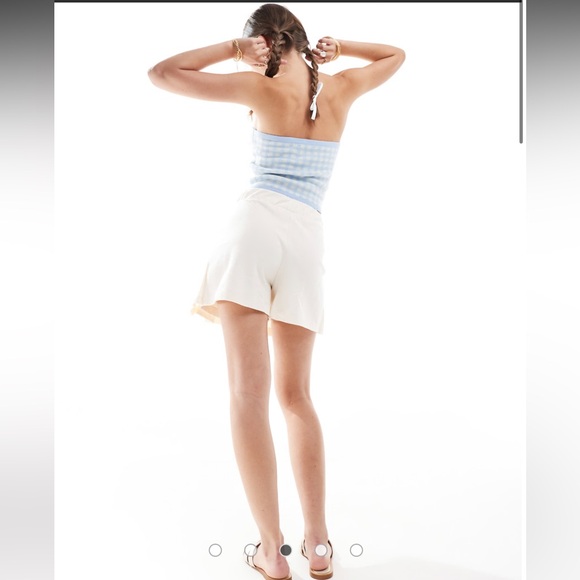 Miss Selfridge Herringbone Pleat Mini Skort in Cream - Picture 3 of 8